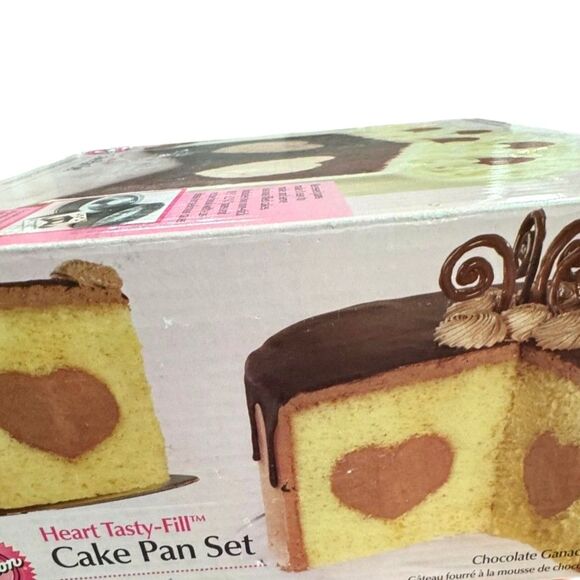 Wilton Heart Tasty-Fill Cake Pan W/ Instructions Bakeware Kitchen Vintage In Box - Picture 8 of 10
